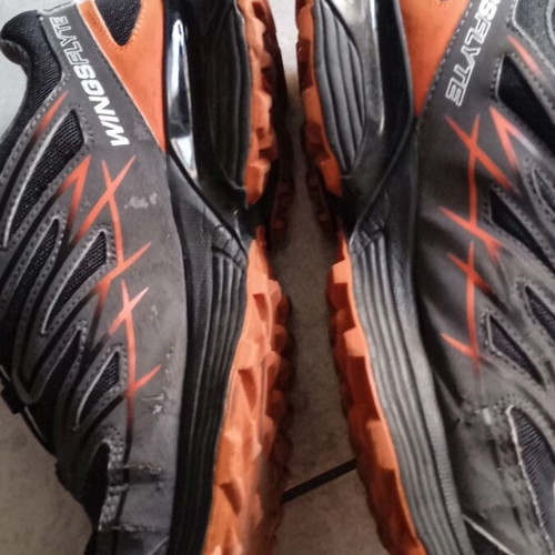 Solomon athletic shoes used, size 41, black and orange