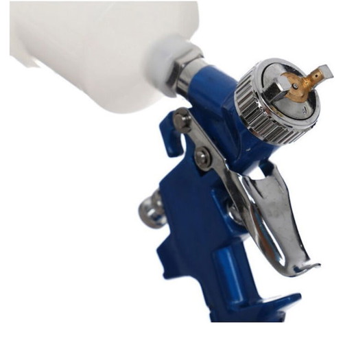 Air paint spray gun new with 600ml cup and 1.5mm nozzle