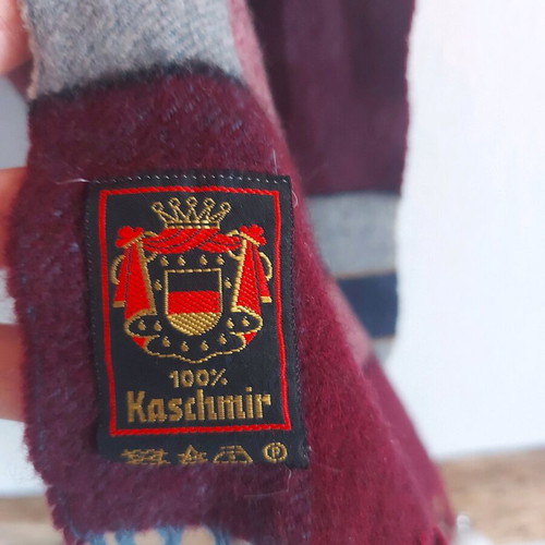 Cashmere scarf like new