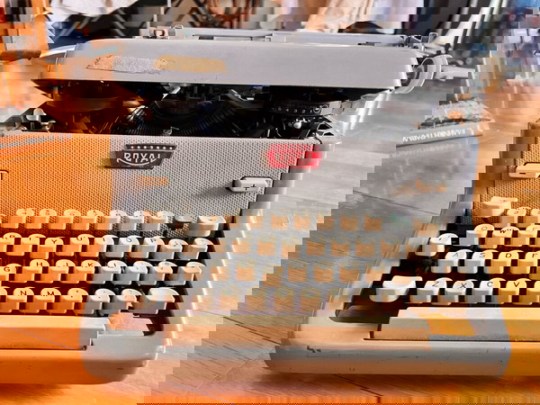 Royal FP Typewriter