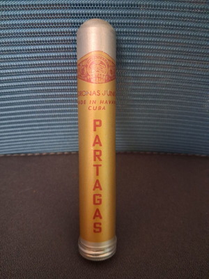 Vintage aluminum Tubo Partagas Coronas Junior collectible
