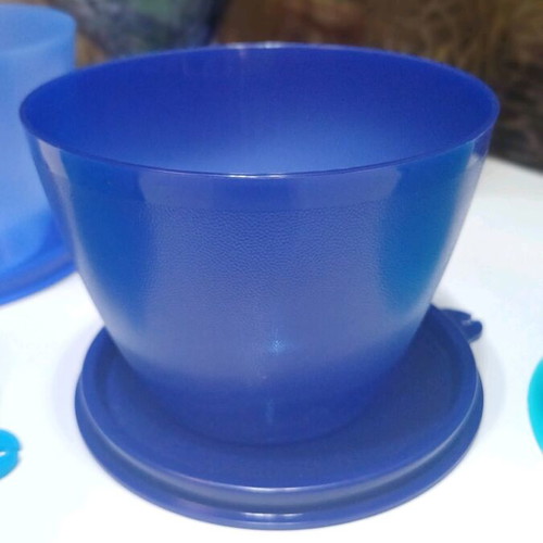 Tupperware set of 4 food containers 380 ml new
