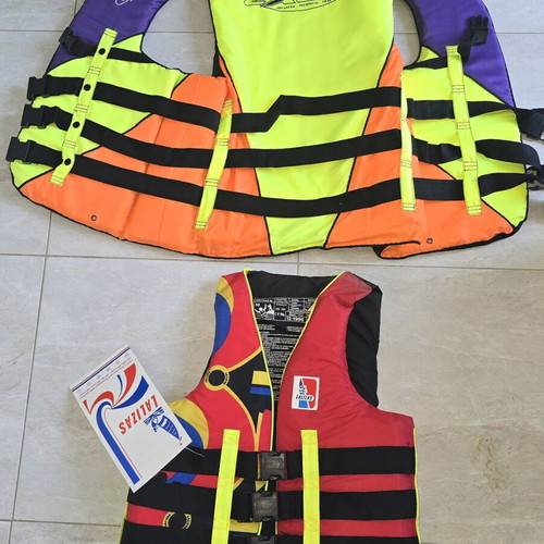 Life jackets for water sports, pack of 2