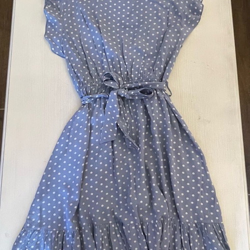 Polka dots dress used with belt, size S & M, blue and white