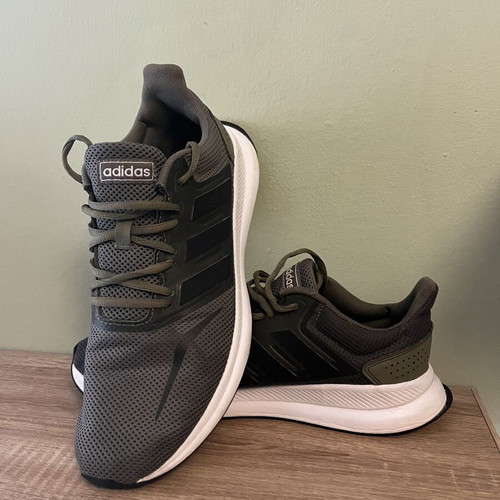 Adidas running shoes used, size 43 1/3, green