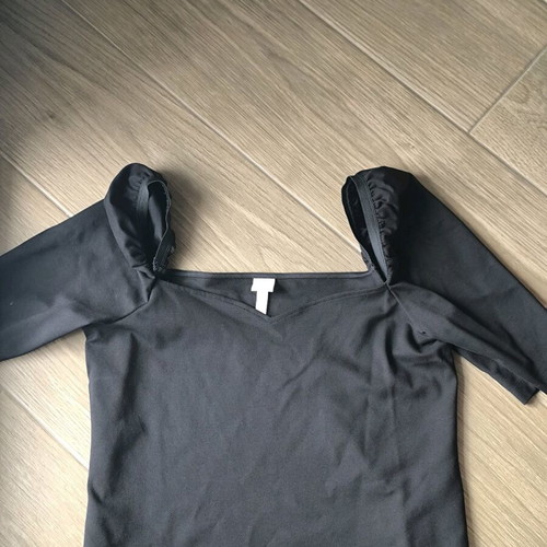 Black top unused H&M size XL