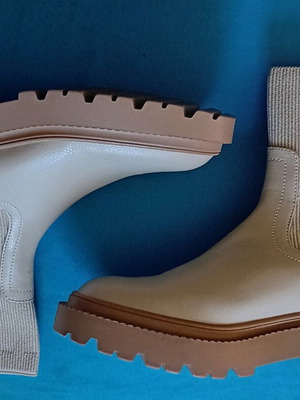 Mango beige ankle boots size 38 new with thick sole and sock