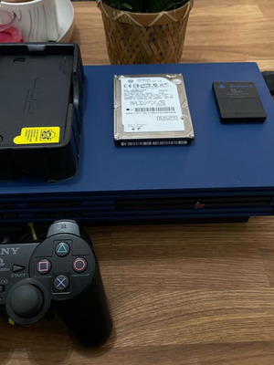 PlayStation 2 (PS2) FAT custom διχρωμία μπλε/μαύρο σαν καινούργιο με HDD 250GB