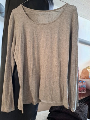 Women's long-sleeve blouse like new, size L, gray