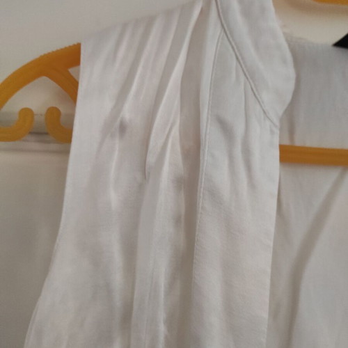 Positivo tunic sleeveless satin vest M like new, white