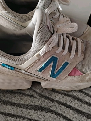 New Balance athletic shoes 37.5 like new multicolor
