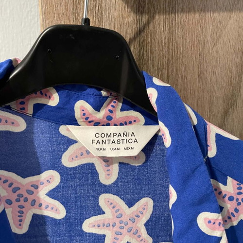 Compania Fantastica shirt with starfish pattern size M like new