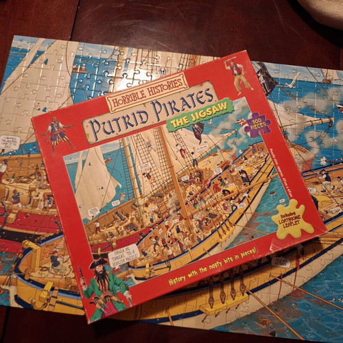 Puzzle Putrid Pirates jigsaw, 300 pieces, like new