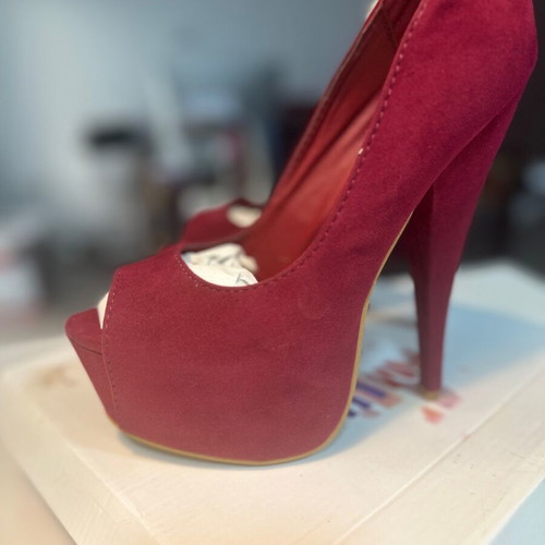 Follow Me Red Peep Toe Pumps Size 39 New