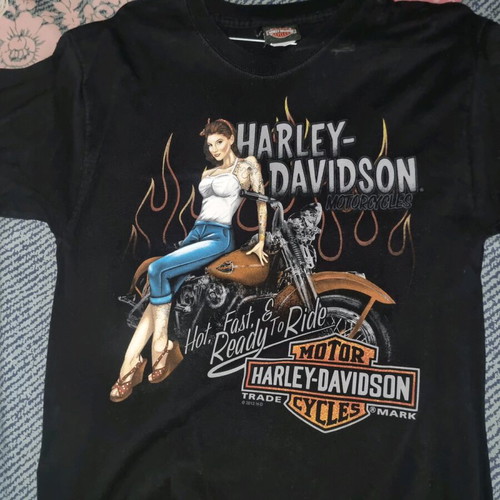 Harley Davidson Vintage T-shirt Usa Medium new, black and red