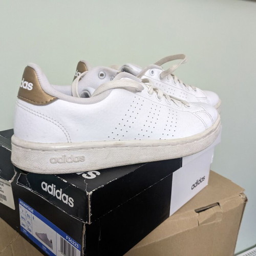 Adidas Advantage tennis shoes 38 2/3 used, white