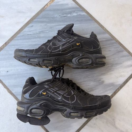 Nike Air Max Plus sneakers, size 44, black