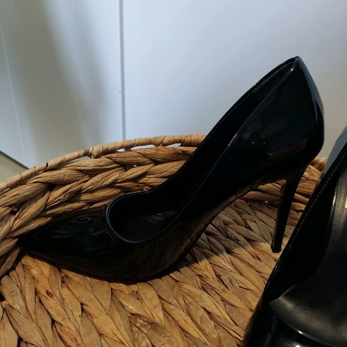Trendyol black patent leather pumps size 40 new