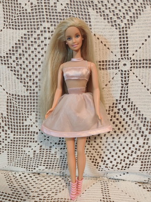 Barbie vintage doll with vintage dress used