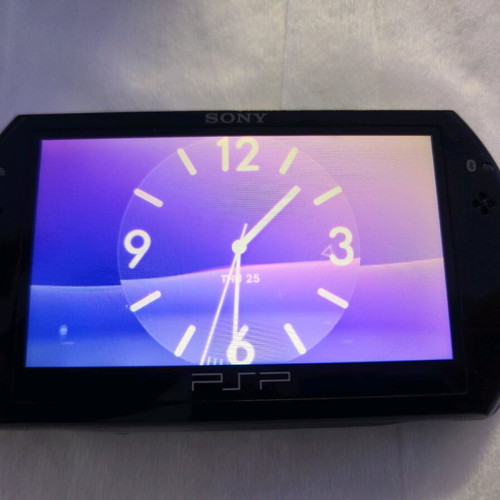 PSP Go like new, mint condition handheld console