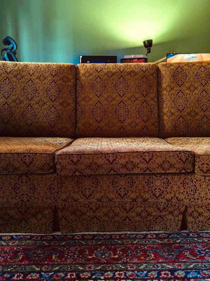 Καναπές 4 θέσεων και 2 πολυθρόνες μεταχειρισμένα από ξύλο δρύινο Βαραγκη