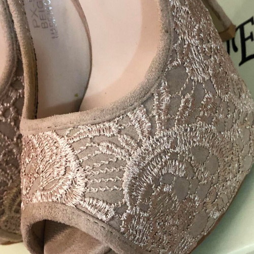 Heels *Mannika* with High Heel Beige color.