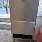 Professional dishwasher needs repair