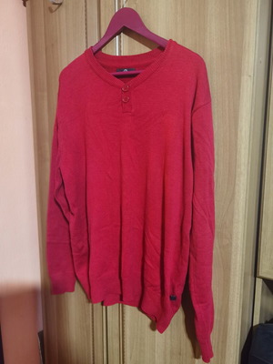 Red men's sweater Grey Connection like new, size L