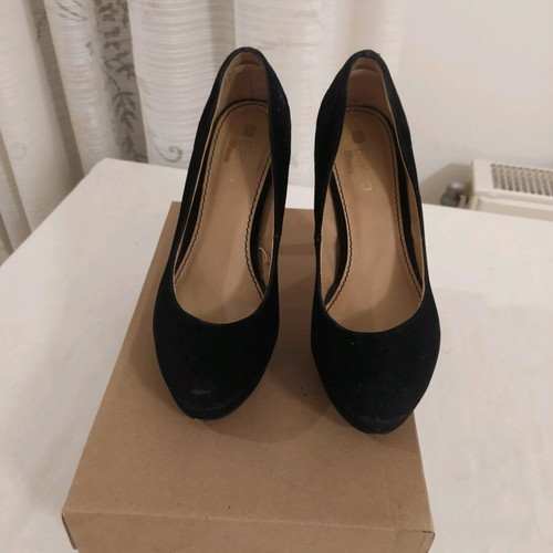 Blanco pumps size 37 used, black velvet texture