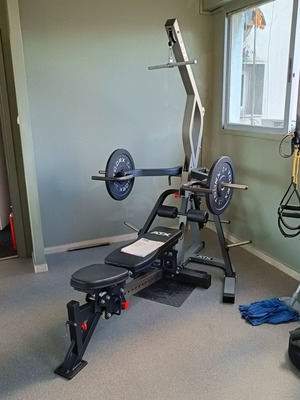 Leverage ATX fitness machine like new