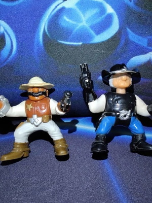 Fisher-Price Great Adventures Wild Western Town 1996 figures, set of 2