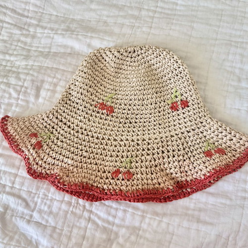 Zara Straw Bucket Hat with Embroidered Cherries used, boho style