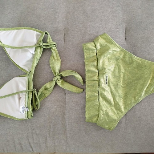 Metallic high-waisted bikini set like new, iridescent green