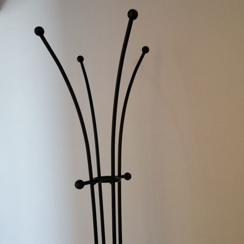 Metal coat rack black, like new, minimalist design