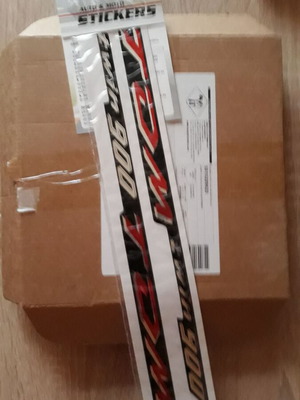 Αυτοκόλλητα fairing ανάγλυφα Yamaha Tdm900 ολοκαίνουργια