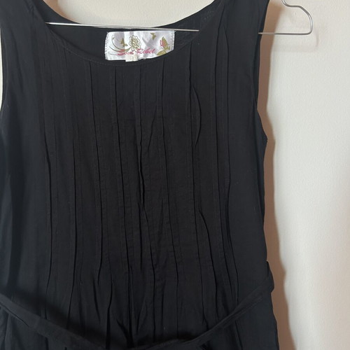 Vintage black dress with waist tie, size S