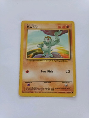 Κάρτα Machop Pokemon Base Set 52/102 1999 μεταχειρισμένη