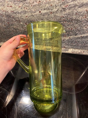 Pitcher new, hard plastic very high quality