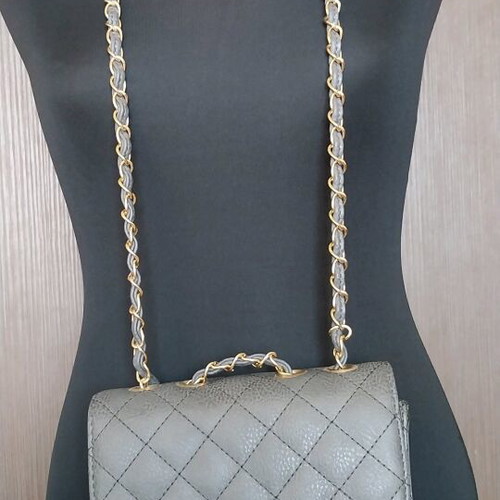 Shoulder bag like new, grey with gold chain strap