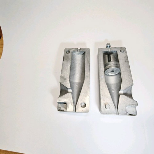 Gemini Surf Casting Pencil Mold used with Clamp and Accessories