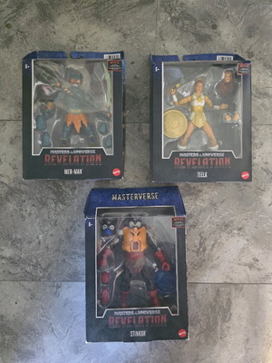 Masters Of The Universe Revelation figures used Mer-man, Teela, Stinkor