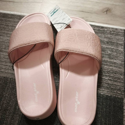 Women's pink slippers size 38 new