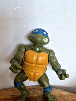 Φιγούρα Leonardo Χελωνονιντζάκια 1988