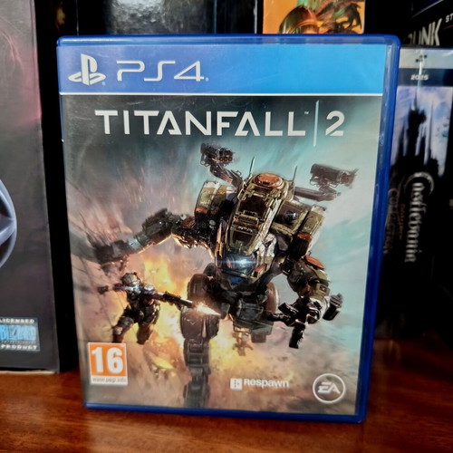 TitanFall 2 PS4 game like new, English version