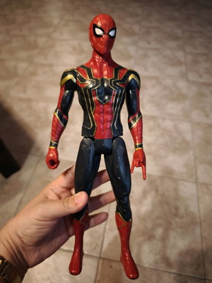 Iron Spiderman Marvel figure 2018 Hasbro used
