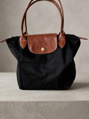 Foldable practical shoulder bag, black with brown details