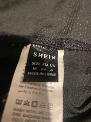 Shein women's 3/4 athletic leggings like new black size M