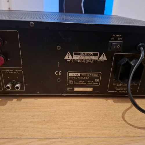 Teac A-R500 integrated amplifier like new