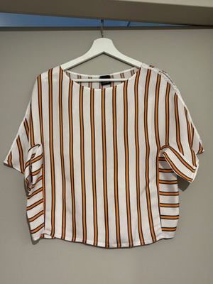 Pinko loose top like new, size M 38 10, white and orange