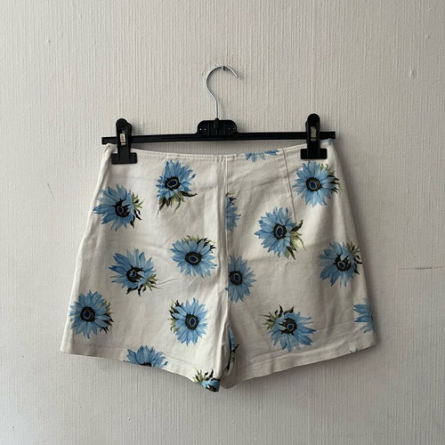 Floral shorts like new, size 36-38, made in Italy